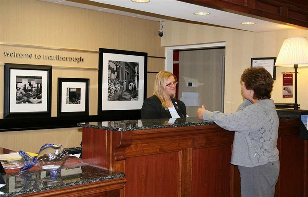 Hampton Inn Boston / Марлборо Интерьер фото