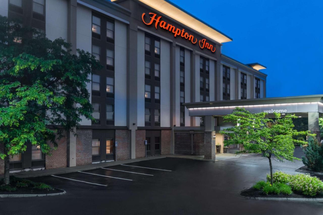 Hampton Inn Boston / Марлборо Экстерьер фото
